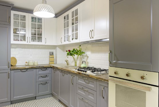two tone kitchen cabinets